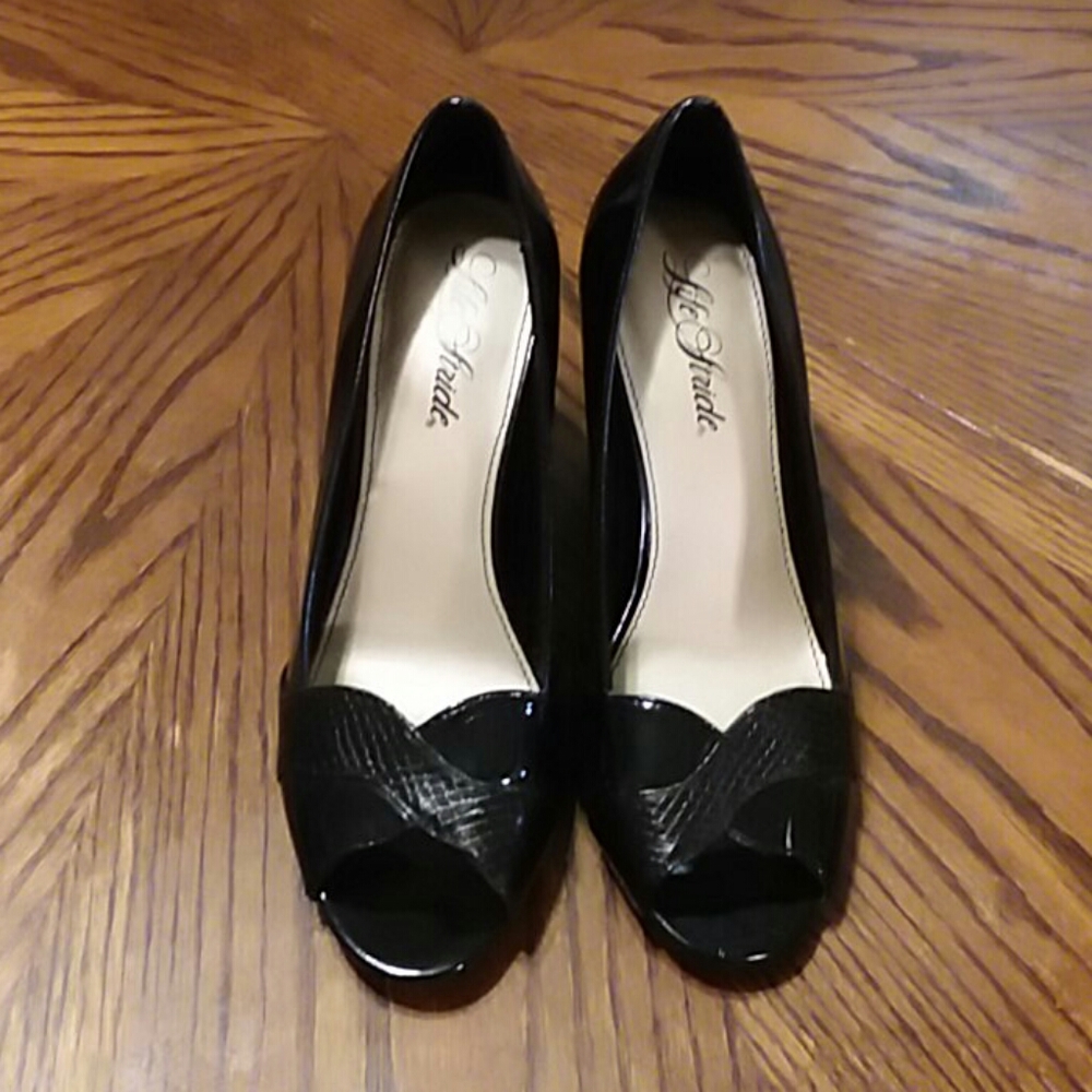 Woman shoes